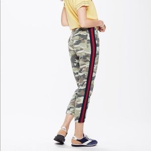 MOTHER “No-Zip Misfit” Army pants